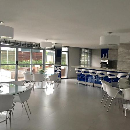 Estudio Moderno Com Linda Vista Para A Serra Apartamento Curitiba Exterior foto