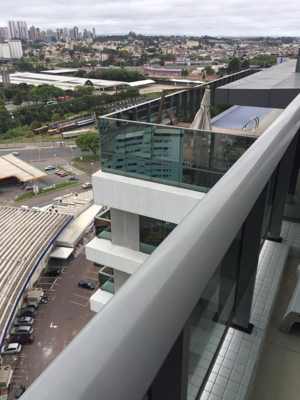 Estudio Moderno Com Linda Vista Para A Serra Apartamento Curitiba Exterior foto